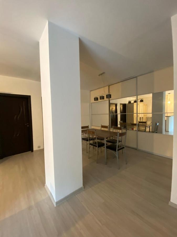 Apartament 3 Camere Bacău Eksteriør bilde